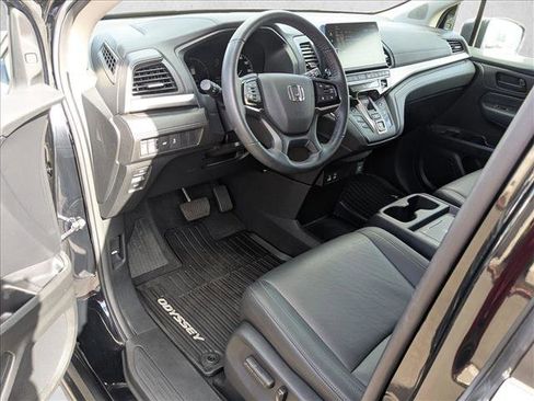 Certified 2025 Honda Odyssey EX-L image 10