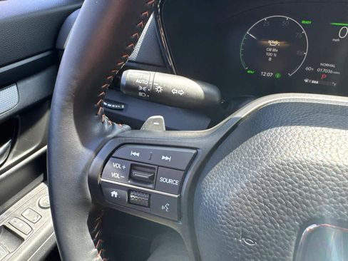 Used 2025 Honda CR-V Sport image 21