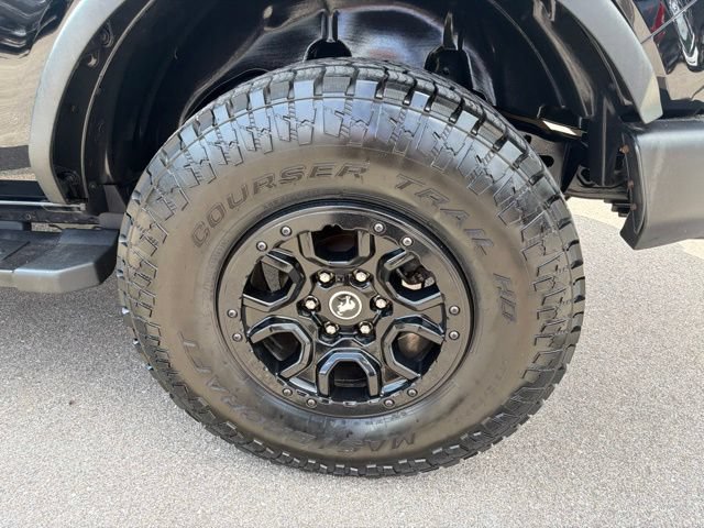 Used 2022 Ford Bronco Wildtrak AWD/4WD image 14