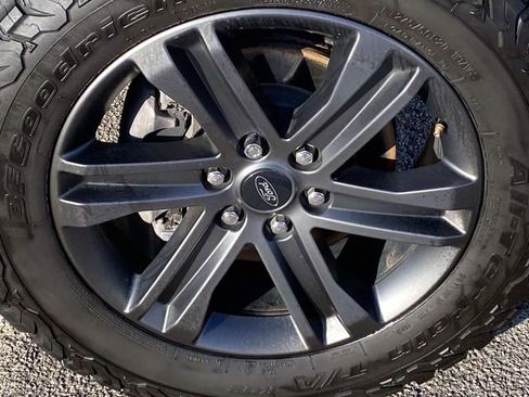 Used 2022 Ford F150 Lariat image 28