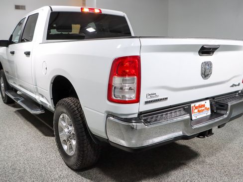 Used 2024 RAM 2500 Big Horn AWD/4WD image 9