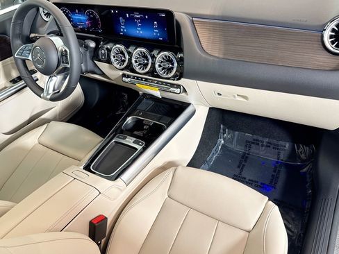 New 2026 Mercedes-Benz GLA 250 image 27