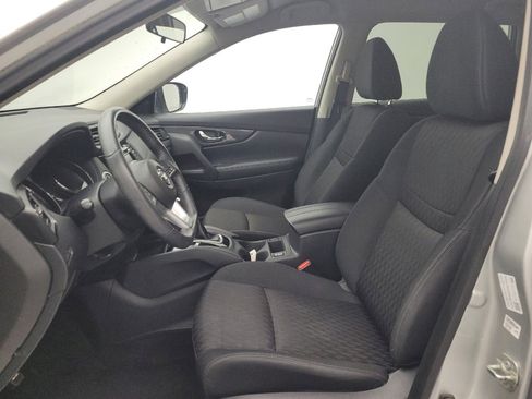 Used 2018 Nissan Rogue SV image 17