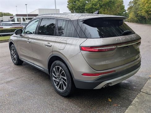 Used 2020 Lincoln Corsair FWD w/ Equipment Group 101A image 3