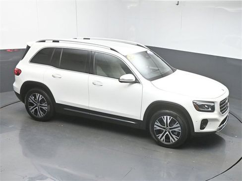 Used 2025 Mercedes-Benz GLB 250 GLB 250 w/ Exclusive Package image 39