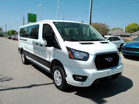 Used 2024 Ford Transit 350 XLT image 3