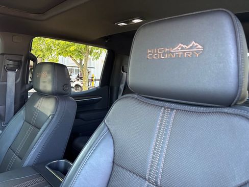 Certified 2026 Chevrolet Silverado 1500 High Country w/ High Country Premium Package AWD/4WD image 18