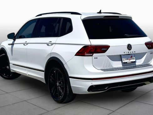 Used 2022 Volkswagen Tiguan SE R-Line AWD/4WD image 12
