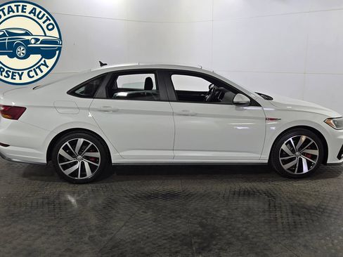 Used 2019 Volkswagen Jetta GLI Autobahn FWD image 8