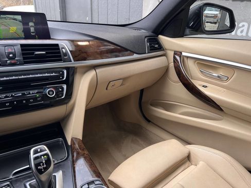 Used 2016 BMW 328i xDrive Sedan w/ Premium Package image 16