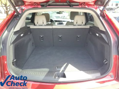 Used 2023 Cadillac XT4 Luxury FWD image 10