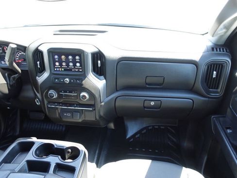 Used 2024 Chevrolet Silverado 1500 W/T w/ WT Value Package AWD/4WD image 42