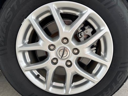 Used 2022 Chrysler Pacifica Touring-L FWD image 5