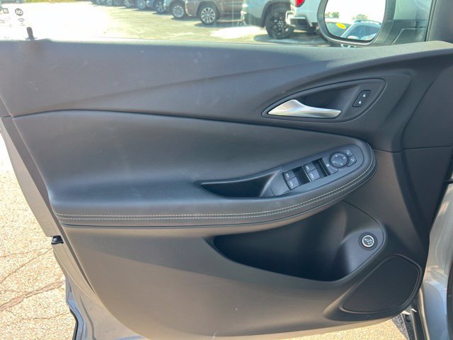 Used 2024 Buick Encore GX Preferred AWD/4WD image 19