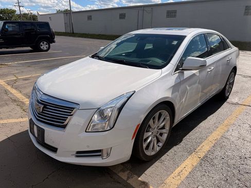 Used 2017 Cadillac XTS Vsport Platinum AWD/4WD image 3