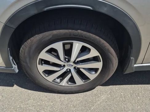Used 2020 Subaru Outback Premium AWD/4WD image 8