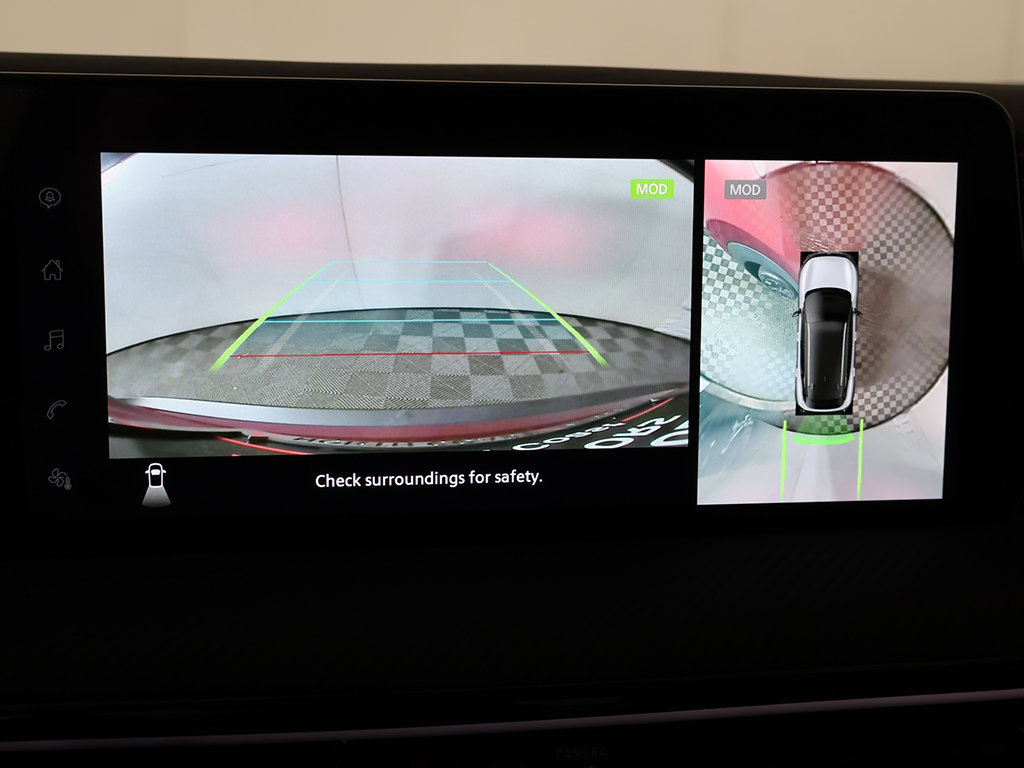 Used 2025 Nissan Kicks SR FWD image 41