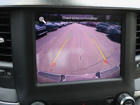 Used 2021 RAM 1500 Big Horn AWD/4WD image 33