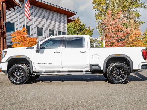 Used 2022 GMC Sierra 3500 Denali image 7