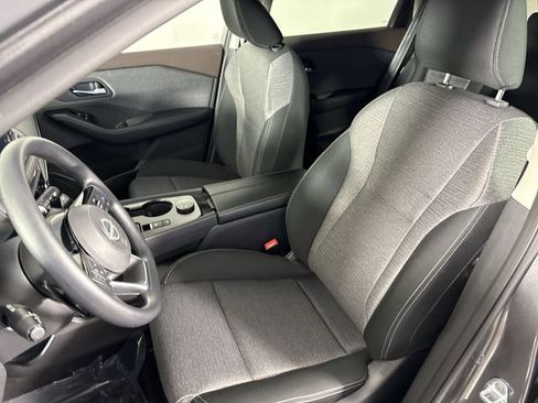 Used 2023 Nissan Rogue SV image 20