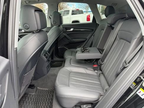 Used 2019 Audi Q5 2.0T Premium Plus w/ Premium Plus Package image 39