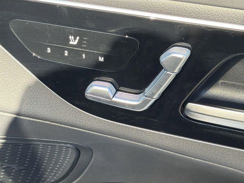 Used 2024 Mercedes-Benz GLC 300 GLC 300 image 29