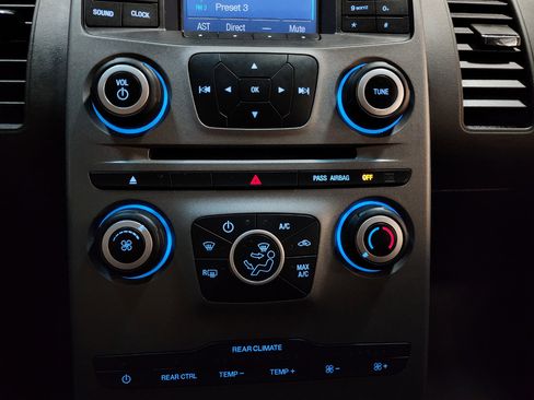 Used 2019 Ford Flex SE image 34