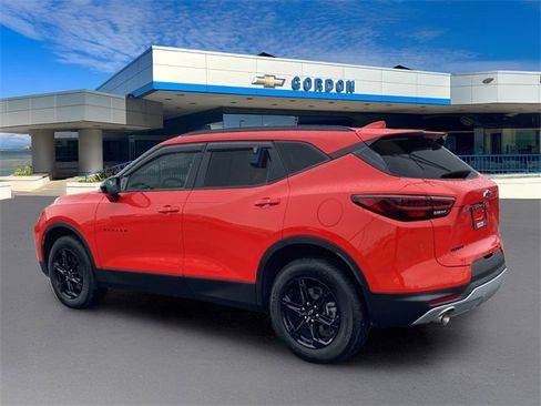 Used 2025 Chevrolet Blazer LT w/ Convenience Package image 7