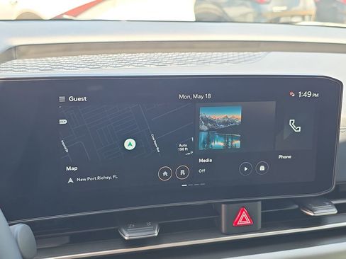 New 2026 Kia Carnival SX Prestige FWD image 25