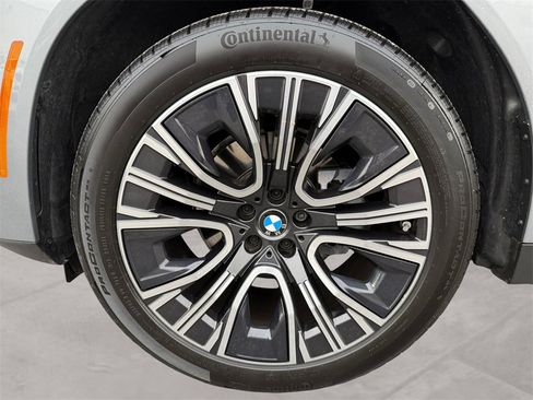 Used 2025 BMW X3 xDrive30i w/ Premium Package image 14