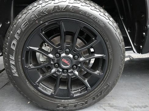 Used 2023 Toyota Tundra SR5 AWD/4WD image 10