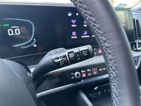 Used 2025 Kia Sportage X-Line image 27