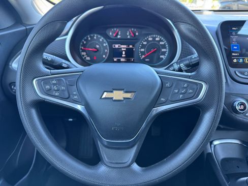 Used 2023 Chevrolet Malibu LT image 14