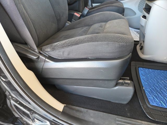 Used 2017 Dodge Grand Caravan SE w/ Power Window Group FWD image 43