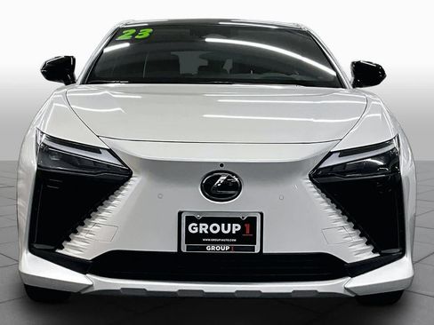 Used 2023 Lexus RZ 450e Premium w/ Cold Area Package AWD/4WD image 4
