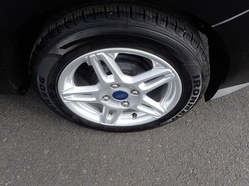 Used 2019 Ford Fiesta SE FWD image 24