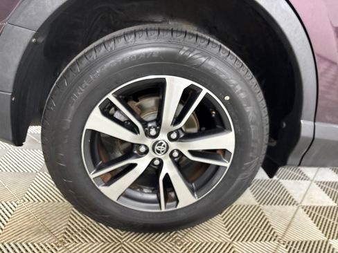 Used 2016 Toyota RAV4 XLE AWD/4WD image 35