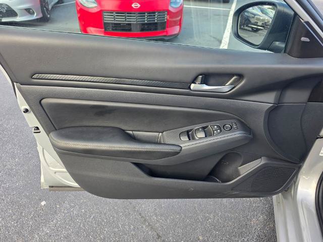 Certified 2025 Nissan Altima 2.5 SV FWD image 13