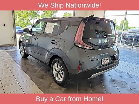 Used 2025 Kia Soul LX w/ LX Technology Package FWD image 7