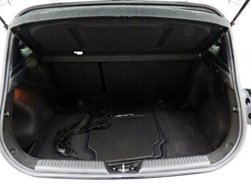Used 2016 Hyundai Elantra GT FWD image 13