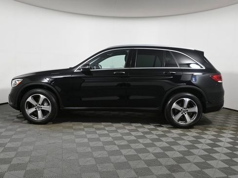 Used 2022 Mercedes-Benz GLC 300 4MATIC image 2