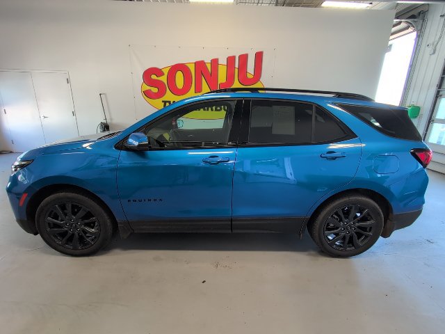 Certified 2024 Chevrolet Equinox RS w/ RS Leather Package AWD/4WD image 2
