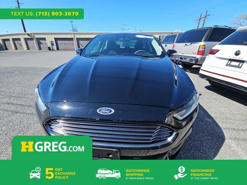 Used 2016 Ford Fusion SE image 1