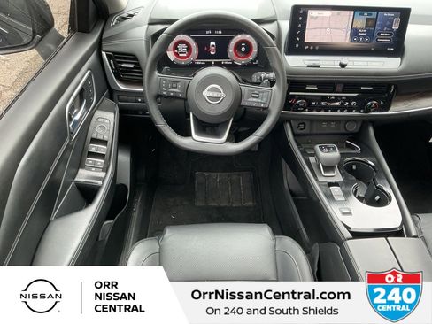 Used 2024 Nissan Rogue Platinum w/ Platinum Premium Package image 12