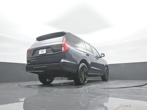 New 2026 Ford Expedition Platinum image 33