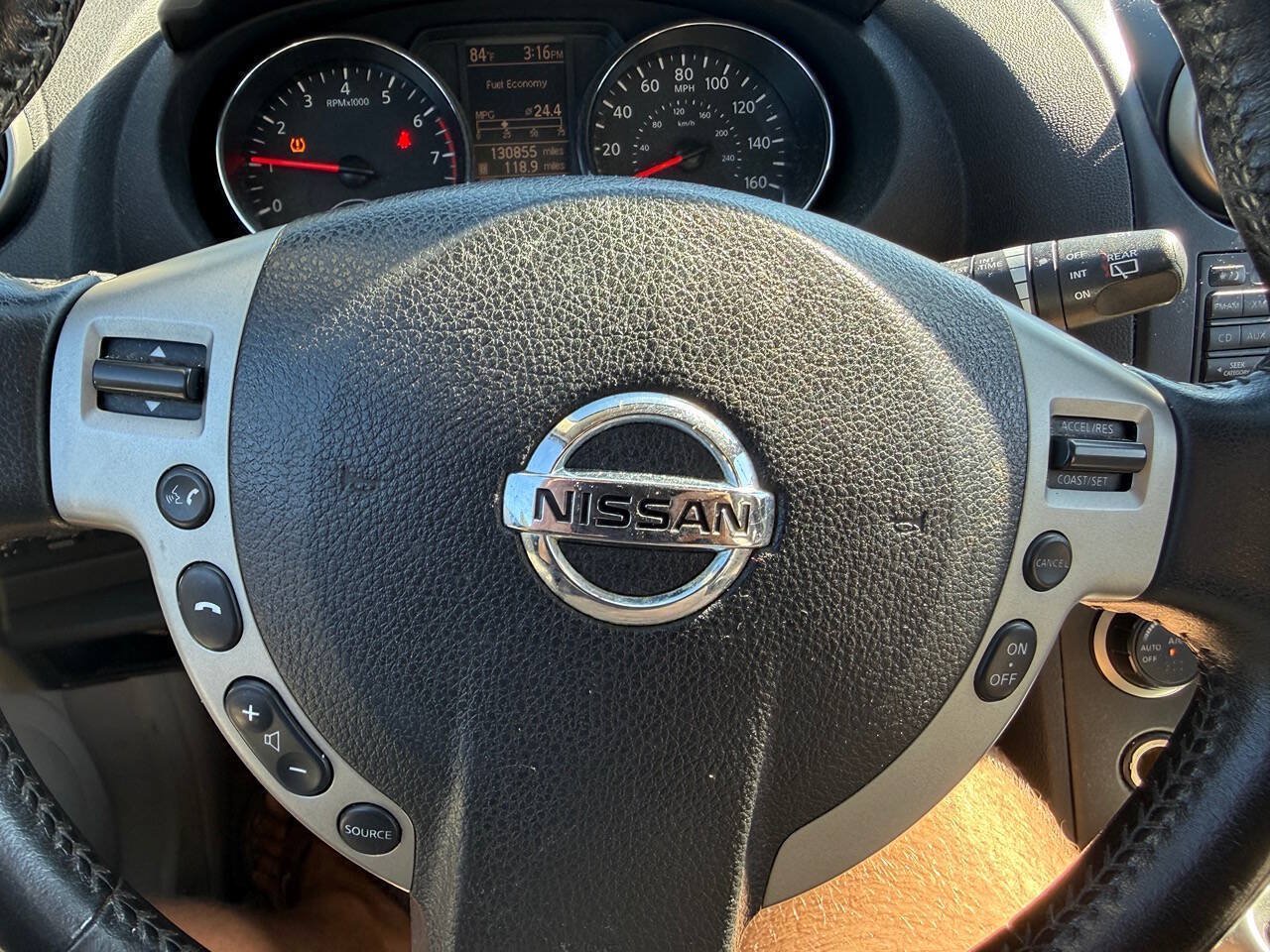 Used 2013 Nissan Rogue SL AWD/4WD image 28