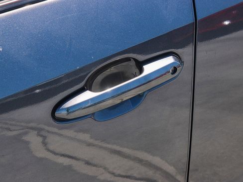 Used 2023 Toyota RAV4 LE AWD/4WD image 9