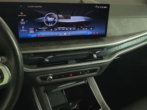 Used 2025 BMW X5 xDrive40i AWD/4WD image 30