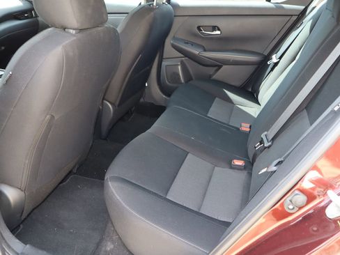 Used 2023 Nissan Sentra SV w/ All-Weather Package FWD image 5