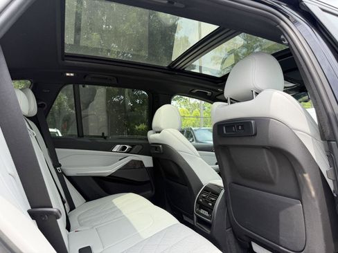 Used 2023 BMW X5 sDrive40i w/ Executive Package RWD image 23